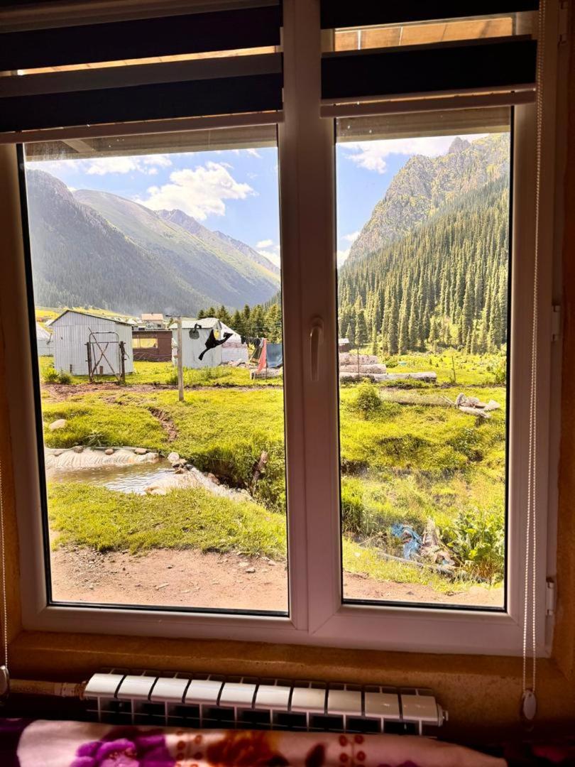 Ala-Kul Guesthouse In Altyn-Arashan Каракол Екстериор снимка