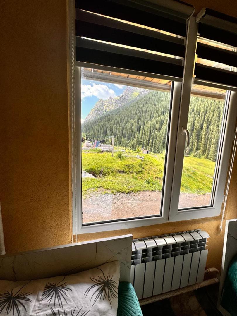Ala-Kul Guesthouse In Altyn-Arashan Каракол Екстериор снимка